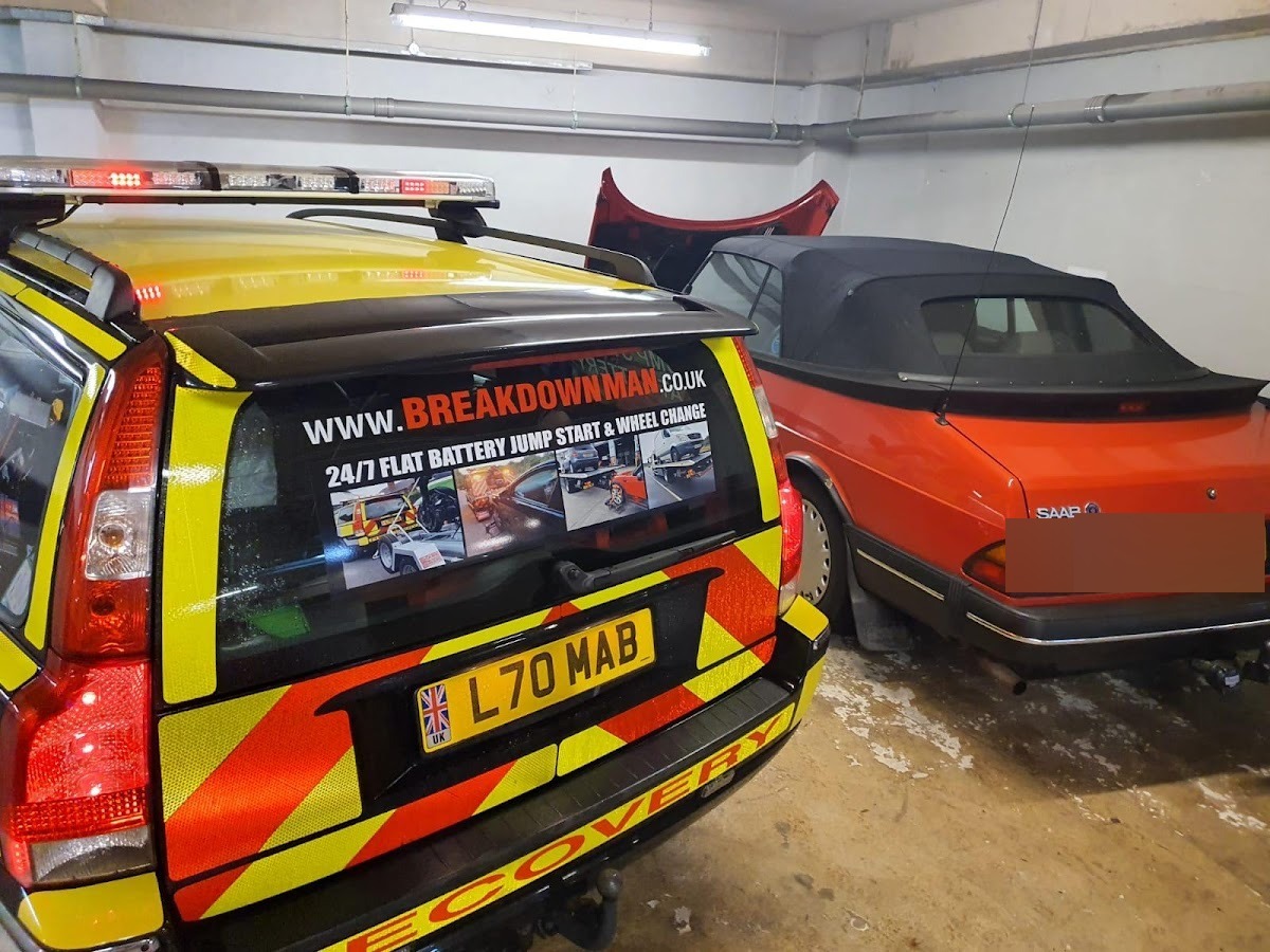 Breakdown Man branded SUV at the garage.